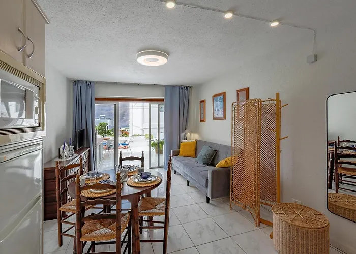 One-bedroom With Views Of Los Gigantes *